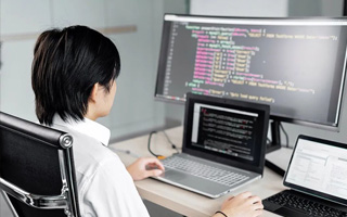 南县 api php源码,下载的php源码怎么运行呢？